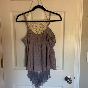 Super cute paisley top with elastic detail under bust. Perfect condition!